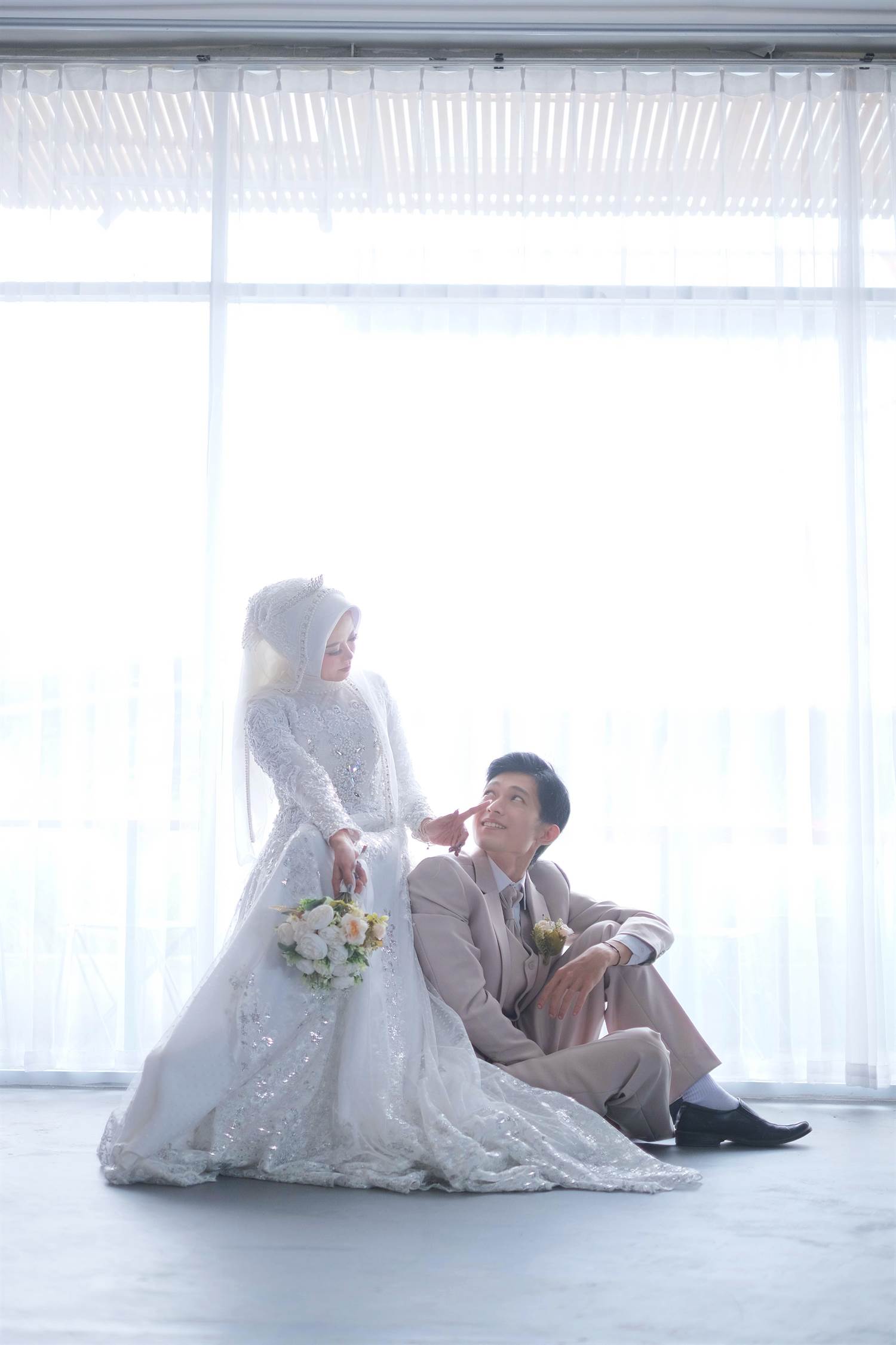 Mass Image Compressor Compressed this image. https://sourceforge.net/projects/icompress/ with Quality:70