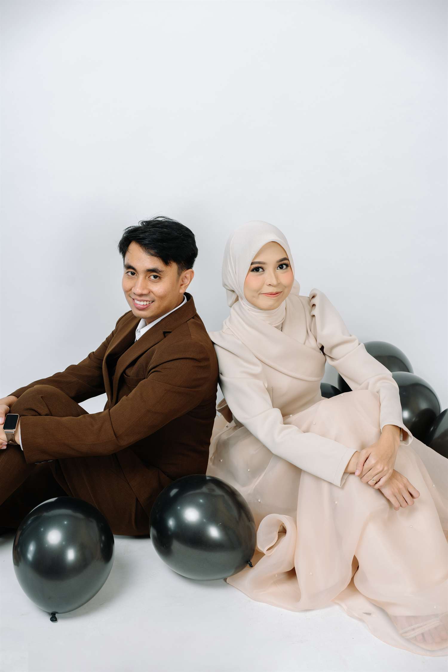 Mass Image Compressor Compressed this image. https://sourceforge.net/projects/icompress/ with Quality:60