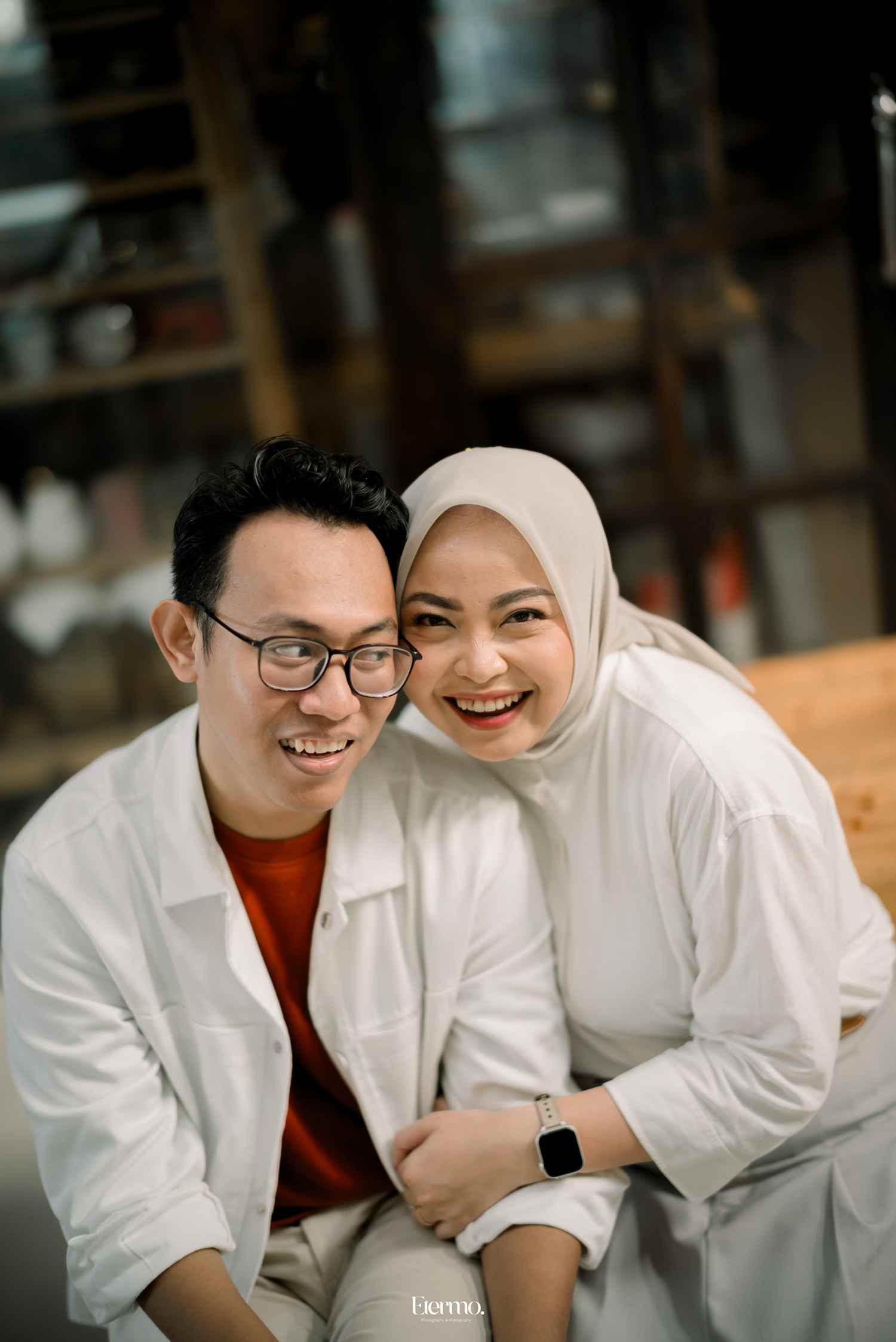 Mass Image Compressor Compressed this image. https://sourceforge.net/projects/icompress/ with Quality:40