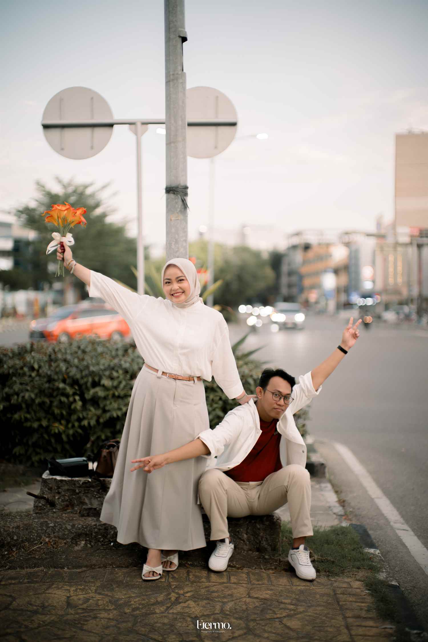 Mass Image Compressor Compressed this image. https://sourceforge.net/projects/icompress/ with Quality:40