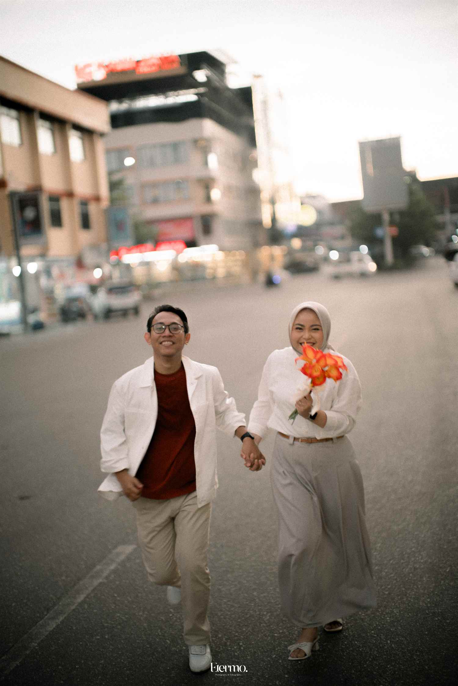 Mass Image Compressor Compressed this image. https://sourceforge.net/projects/icompress/ with Quality:40