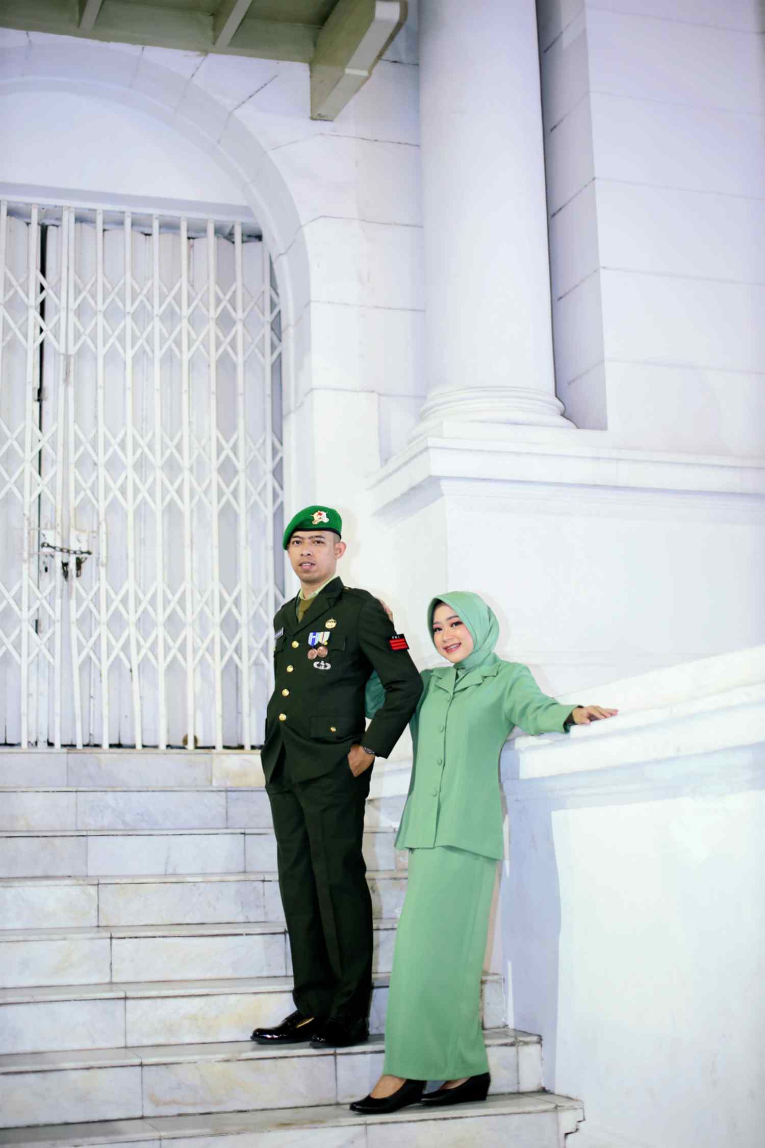 amalia dan arif (5) Mass Image Compressor Compressed this image. https://sourceforge.net/projects/icompress/ with Quality:35
