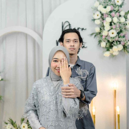 Mass Image Compressor Compressed this image. https://sourceforge.net/projects/icompress/ with Quality:35