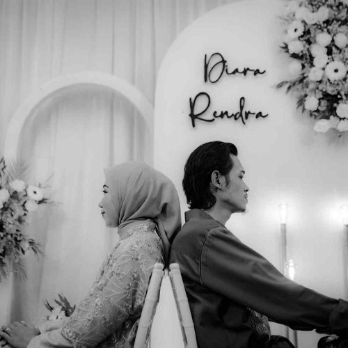 Mass Image Compressor Compressed this image. https://sourceforge.net/projects/icompress/ with Quality:35