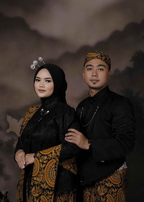 Mass Image Compressor Compressed this image. https://sourceforge.net/projects/icompress/ with Quality:40