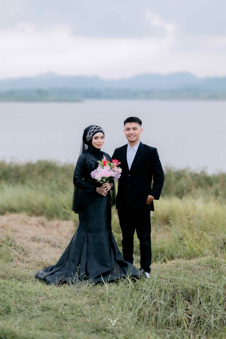 Mass Image Compressor Compressed this image. https://sourceforge.net/projects/icompress/ with Quality:40