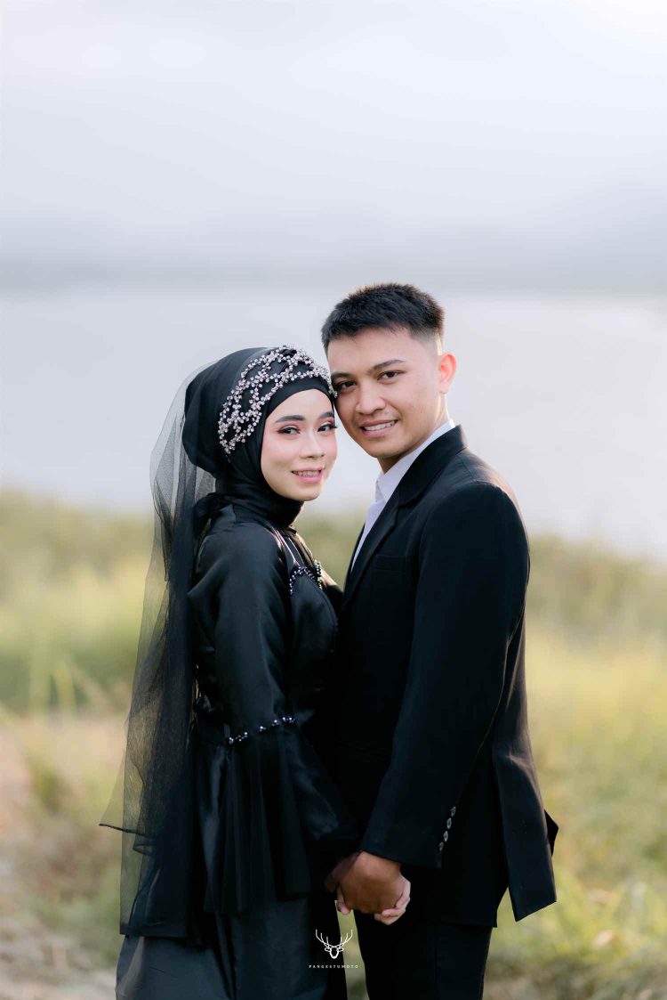 Mass Image Compressor Compressed this image. https://sourceforge.net/projects/icompress/ with Quality:40