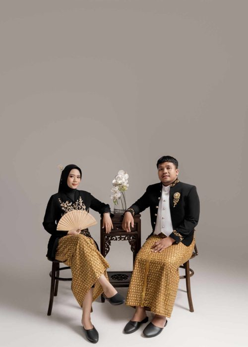 Mass Image Compressor Compressed this image. https://sourceforge.net/projects/icompress/ with Quality:45