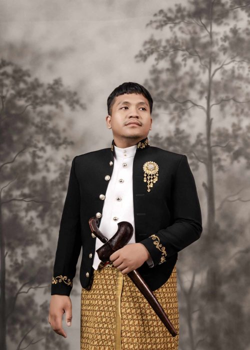 Mass Image Compressor Compressed this image. https://sourceforge.net/projects/icompress/ with Quality:45