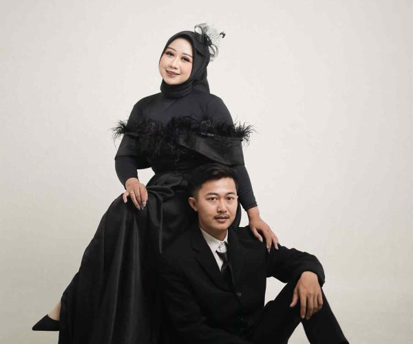 Mass Image Compressor Compressed this image. https://sourceforge.net/projects/icompress/ with Quality:35