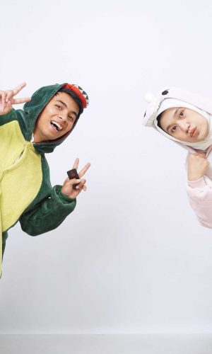 Mass Image Compressor Compressed this image. https://sourceforge.net/projects/icompress/ with Quality:50