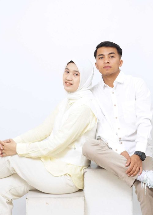 Mass Image Compressor Compressed this image. https://sourceforge.net/projects/icompress/ with Quality:50