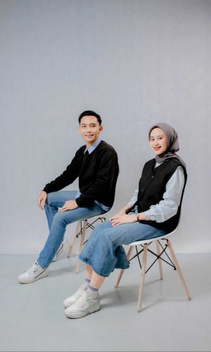 Mass Image Compressor Compressed this image. https://sourceforge.net/projects/icompress/ with Quality:50